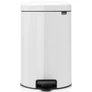 Kép 1/11 - Brabantia NewIcon pedálos hulladékgyűjtő szagmentesen záródó Soft-Close fedél, műanyag tartály, 20L - Y méret, acél, fehér - 111846