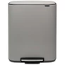 Kép 1/11 - Brabantia Bo Pedal Bin pedálos hulladékgyűjtő szagmentesen záródó Soft-Close fedél, műanyag tartály, 60L - M méret, acél, betonszürke ásványi textúra - 211348