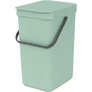 Kép 1/13 - Brabantia Sort & Go konyhai szemetes felnyitható fedéllel, fogantyúval szelektív és komposzt gyűjtéséhez, 12L - C méret, jáde zöld - 211829