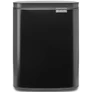 Kép 1/12 - Brabantia Bo Waste Bin hulladékgyűjtő felnyitható, Soft-Close fedéllel, fali/álló, műanyag tartály, 7L - B méret, acél, matt fekete - 222900