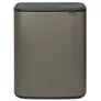 Kép 1/14 - Brabantia Bo Touch Bin nyomófedeles hulladékgyűjtő XXL, padlón álló, műanyag tartály, 60L - M méret, acél, platinaszürke - 223068
