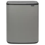 Kép 1/10 - Brabantia Bo Touch Bin nyomófedeles hulladékgyűjtő XXL, padlón álló, műanyag tartály, 60L - M méret, acél, betonszürke ásványi textúra - 223129