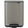 Kép 1/16 - Brabantia Bo Pedal Bin pedálos hulladékgyűjtő szagmentesen záródó Soft-Close fedél, karcsú, négyzetes forma, műanyag tartály, 4L - A méret, acél, platinaszürke - 237881