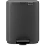 Kép 1/16 - Brabantia Bo Pedal Bin pedálos hulladékgyűjtő szagmentesen záródó Soft-Close fedél, karcsú, négyzetes forma, műanyag tartály, 7L - B méret, acél, határtalan szürke ásványi textúra - 237980