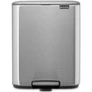 Kép 1/17 - Brabantia Bo Pedal Bin pedálos hulladékgyűjtő szagmentesen záródó Soft-Close fedél, karcsú, négyzetes forma, műanyag tartály, 12L - C méret, r.m. acél, selyem matt ujjlenyomatmentes - 238048