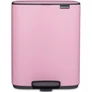 Kép 1/13 - Brabantia Bo Pedal Bin pedálos hulladékgyűjtő szagmentesen záródó Soft-Close fedél, karcsú, négyzetes forma, műanyag tartály, 12L - C méret, acél, rózsaszín-lila - 255380