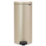 Kép 1/11 - Brabantia NewIcon pedálos hulladékgyűjtő szagmentesen záródó Soft-Close fedél, műanyag tartály, 30L - G méret, acél, aranyfényű - 304484