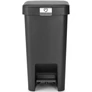 Kép 1/16 - Brabantia StepUp pedálos kuka hulladéktípus jelölő ablakkal, lecsapódásgátló fedél, 10L - C méret, 91% újrahasznosított műanyag, sötétszürke - 800344